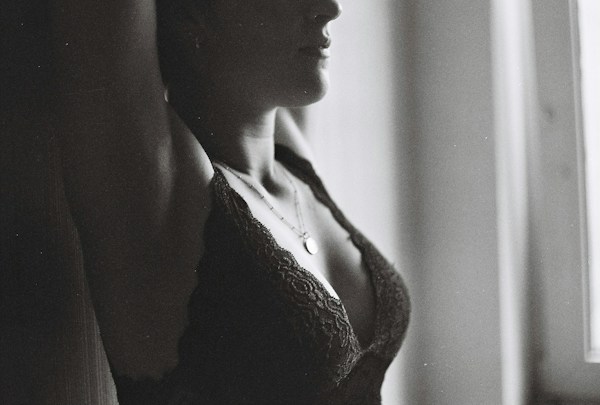 The Best Nursing Bras for Large Breasts 2 img