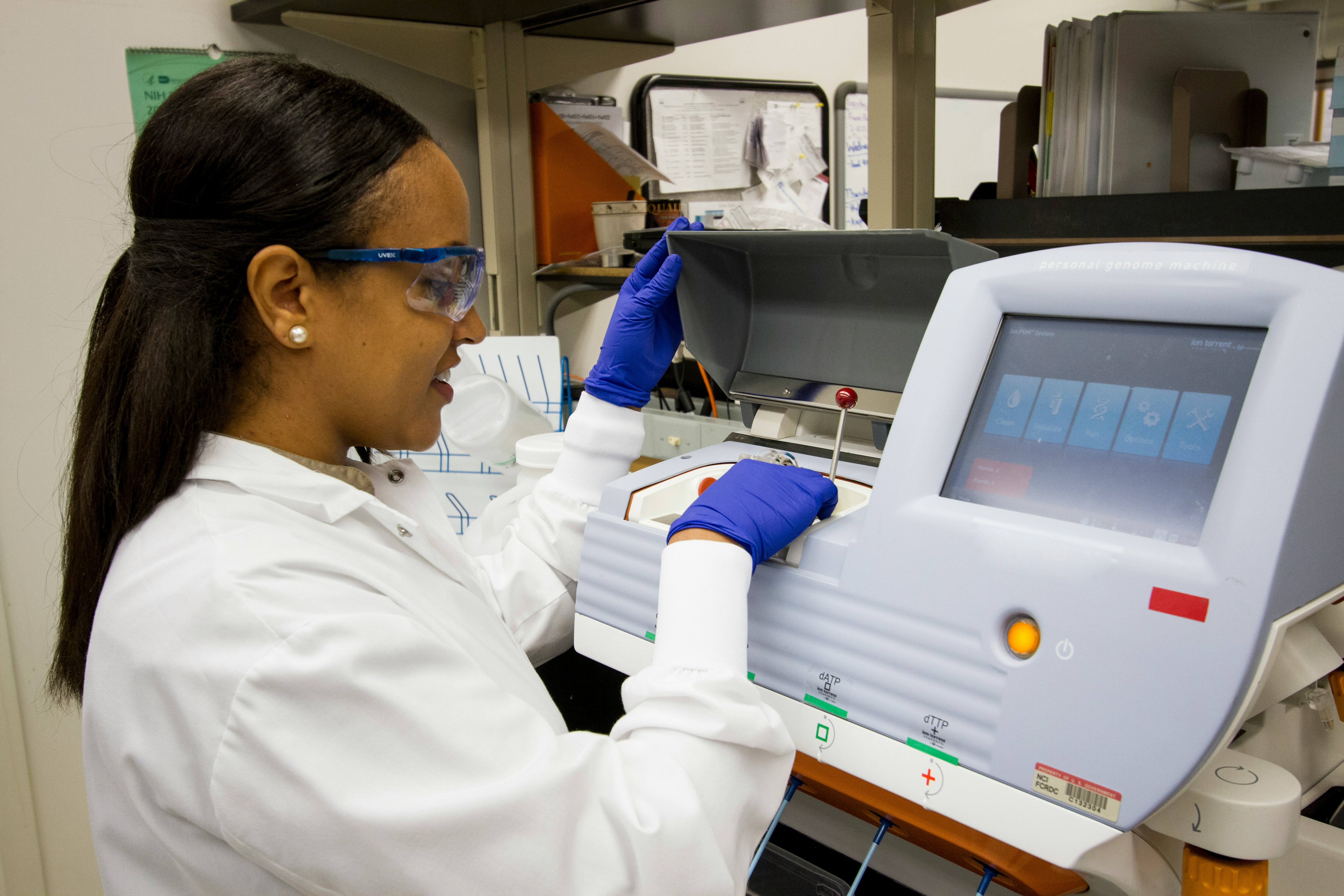 4 Fulfilling Careers in Pharmaceuticals 4 img